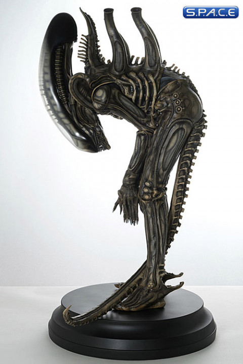 1/3 Scale Alien Big Chap Statue (Alien)