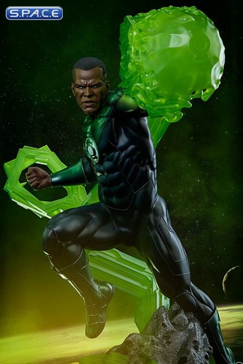 Green Lantern Premium Format Figure (DC Comics)