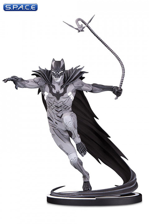 Batman Statue by Kenneth Rocafort (Batman Black and White)