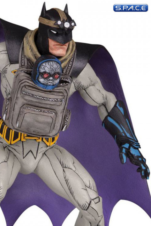 Batman with Darkseid Baby Statue (Dark Nights: Metal)