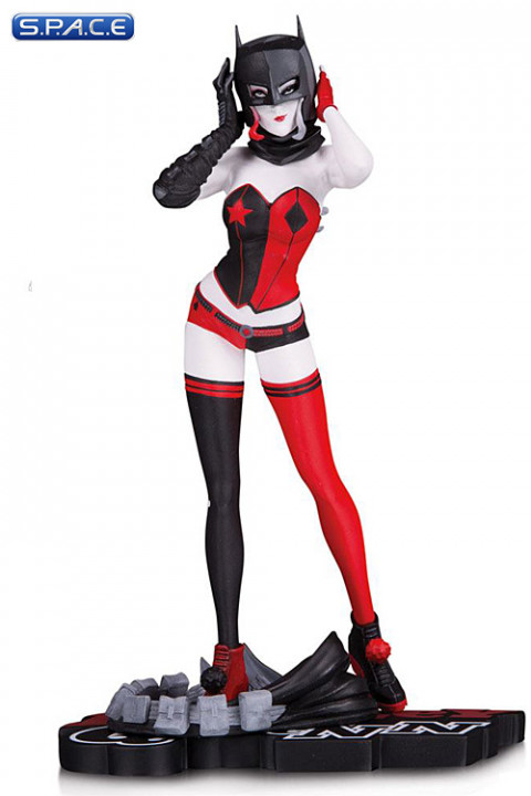 Harley Quinn Statue by John Timms (DC Comics Red, White & Black)
