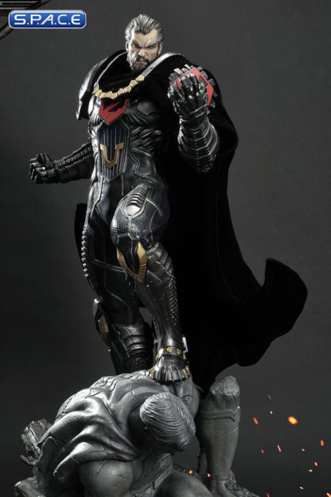 1/3 Scale General Zod Museum Masterline Statue (DC Comics)