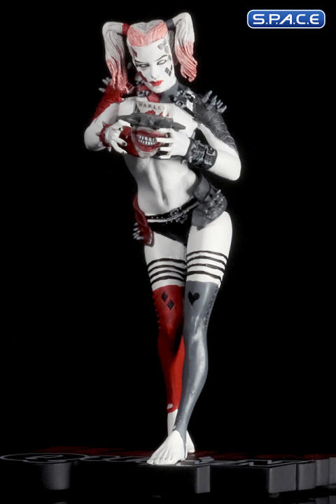 Harley Quinn red, white & black Statue by Greg Horn (DC Comics)