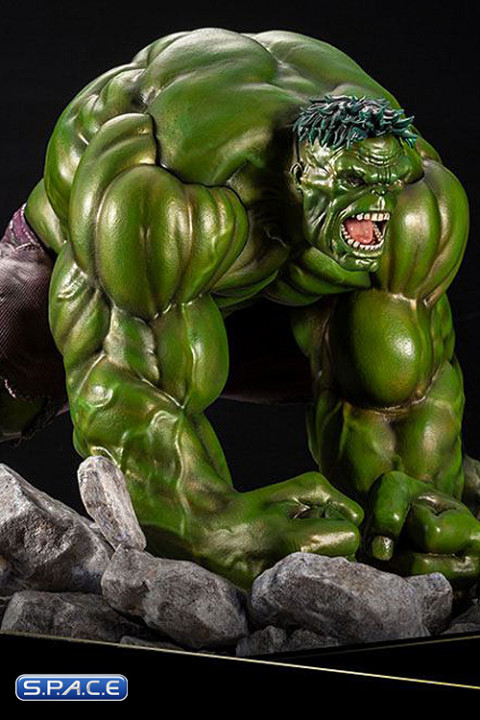 1/10 Scale Hulk ARTFX Premier Statue  (Marvel)