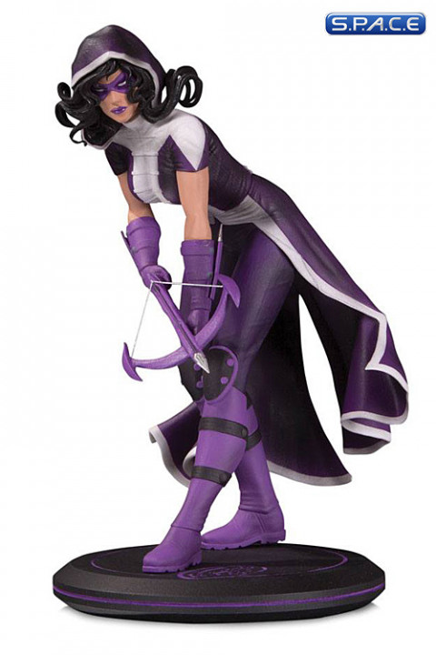 Huntress Statue by Joelle Jones (Cover Girls of the DC Universe)