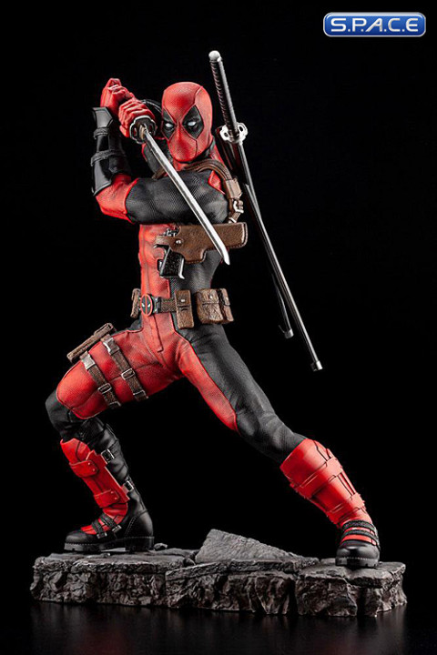 Deadpool Fine Art Statue (Marvel)