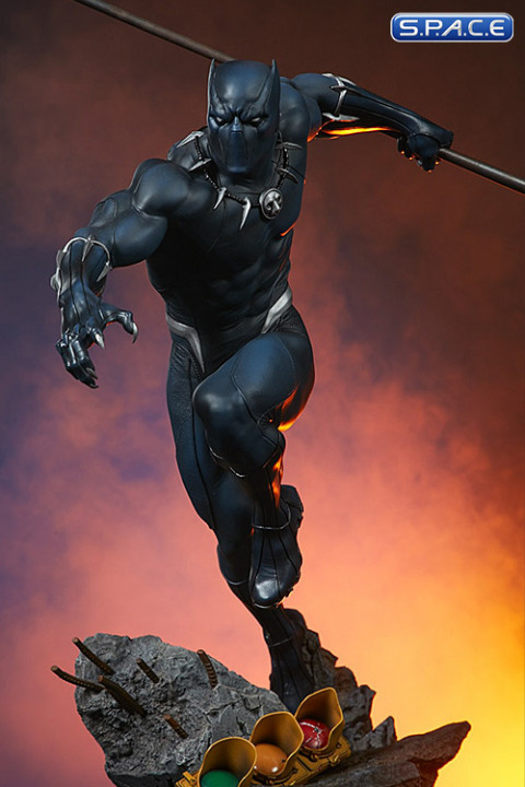 Black Panther Avengers Assemble Statue (Marvel)