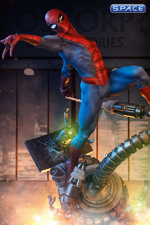 Spider-Man Premium Format Figure (Marvel)