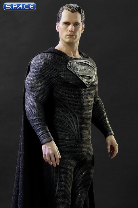 1/2 Scale Superman Black Suit HD Museum Masterline Statue (Batman v Superman: Dawn of Justice)