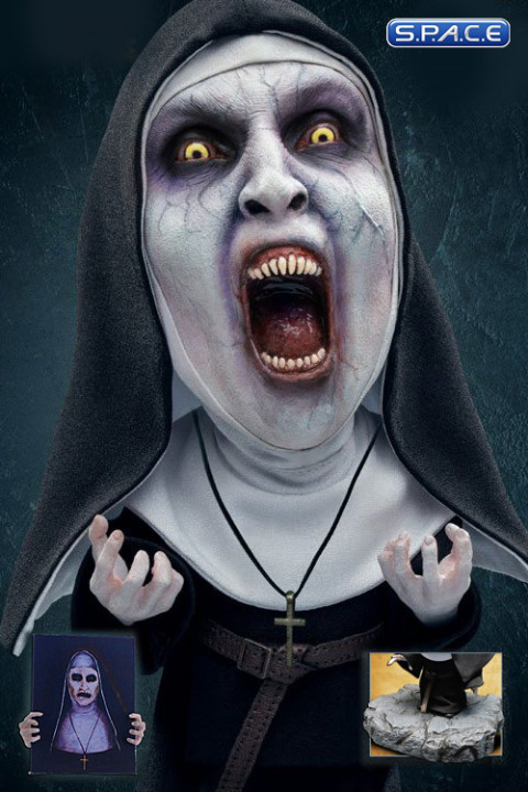 Open Mouth Valak Deluxe Version Deformed Real Series Vinyl Statue (The Nun)