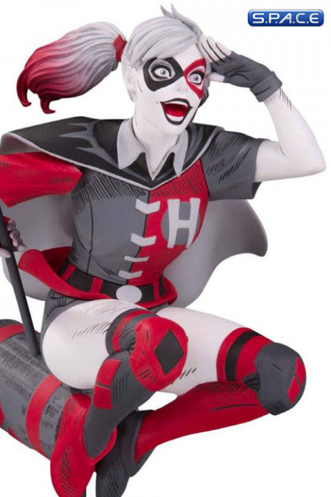 Harley Quinn red, white & black Statue by Guillem March (DC Comics)