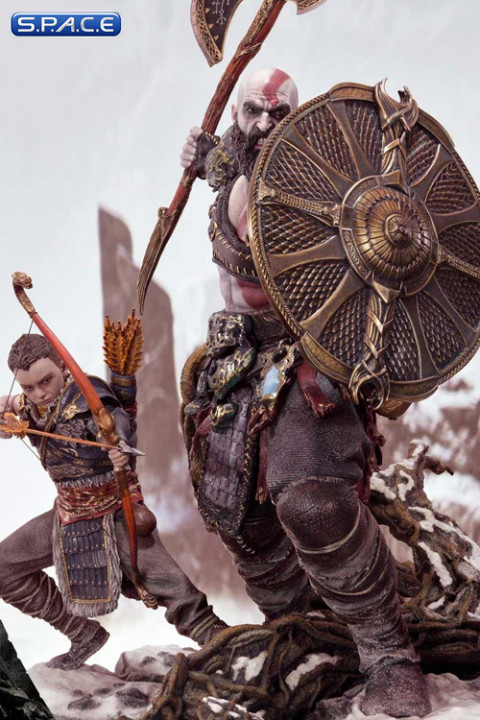 1/4 Scale Kratos & Atreus Ultimate Premium Masterline Statue (God of War)