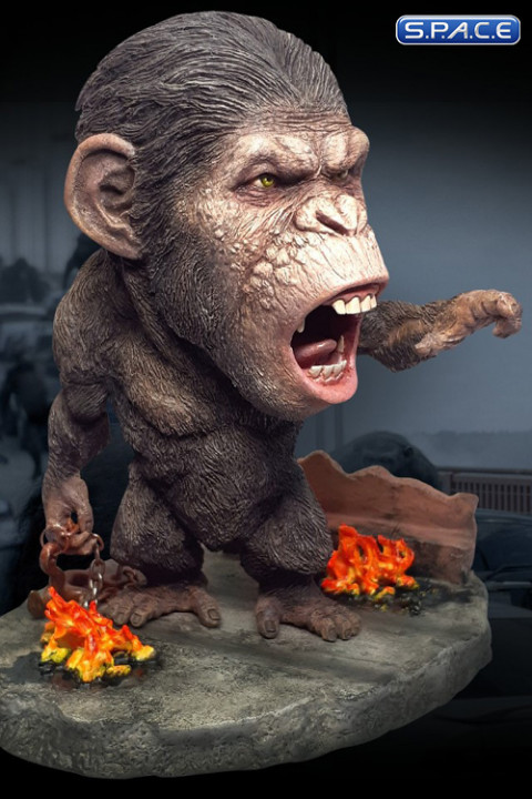 Caesar Deluxe Deformed Real Series Vinyl Statue (Rise of the Planet of the Apes)