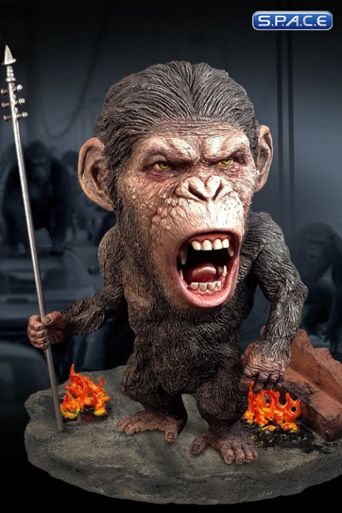 Caesar with Spear Deluxe Deformed Real Series Vinyl Statue (Rise of the Planet of the Apes)