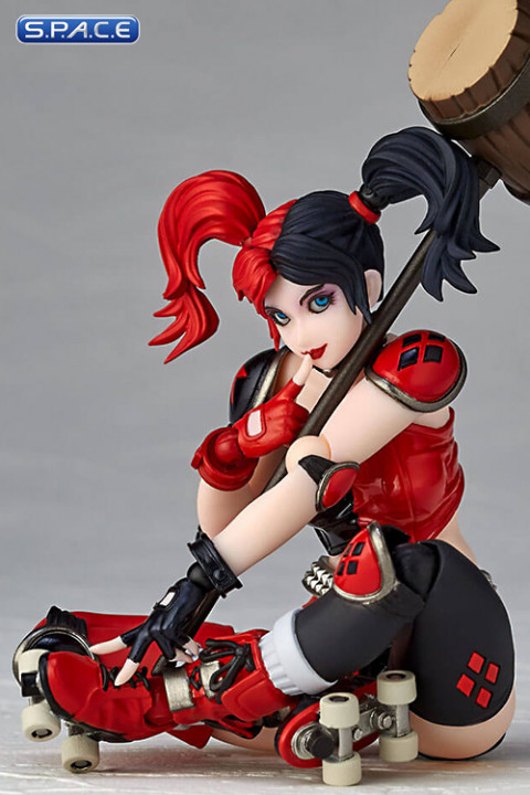 Harley Quinn Amazing Yamaguchi Revoltech No. 015 (DC Comics)