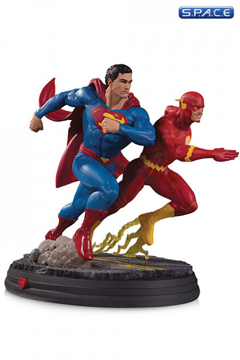 Superman vs. The Flash Racing Statue - Second Edition (DC Comics)
