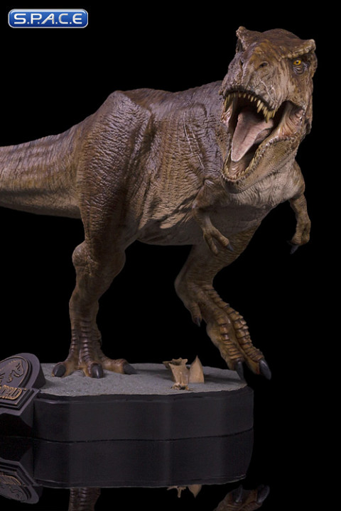 Final Battle Tyrannosaurus Rex Statue (Jurassic World)