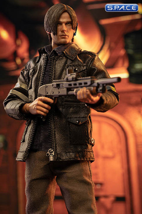 1/12 Scale Leon