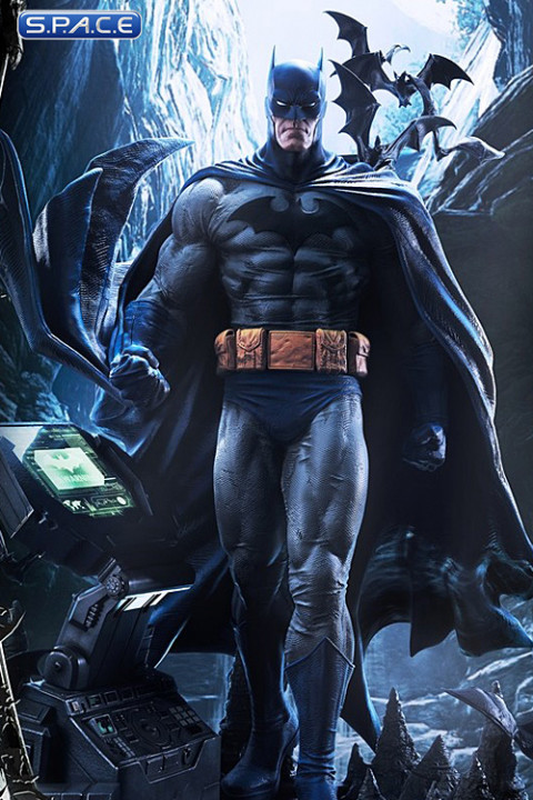 1/3 Scale Batman Batcave Museum Masterline Statue (Batman: Hush)