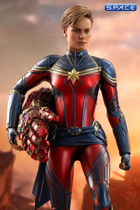 1/6 Scale Captain Marvel Movie Masterpiece MMS575 (Avengers: Endgame)