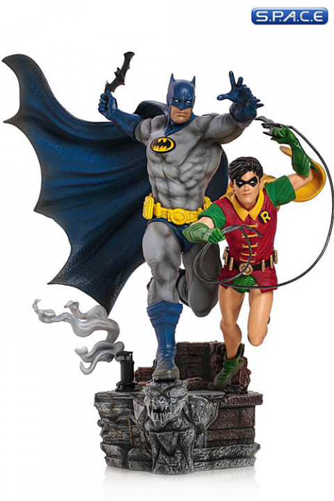 1/10 Scale Batman & Robin Deluxe Art Scale Statue by Ivan Reis (DC Comics)