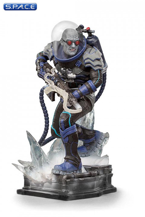 1/10 Scale Mr. Freeze Art Scale Statue by Ivan Reis (DC Comics)