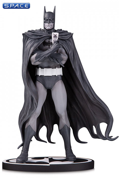 Batman Statue by Brian Bolland (Batman Black and White)