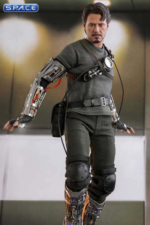 1/6 Scale Tony Stark Mech Test Version Movie Masterpiece MMS581 (Iron Man)