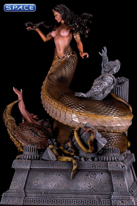 1/10 Scale Medusa Victorious Statue - The Anaconda Version