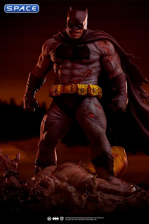 Batman Diorama by Ivan Reis (Batman: The Dark Knight Returns)