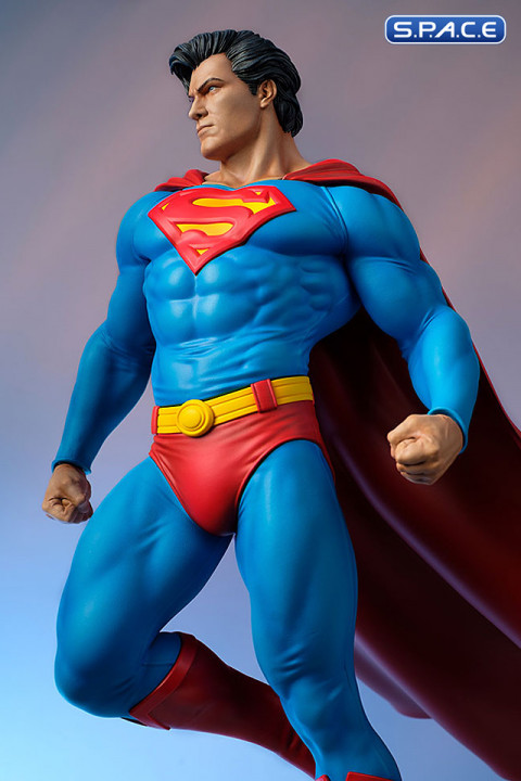 Superman Maquette (DC Comics)