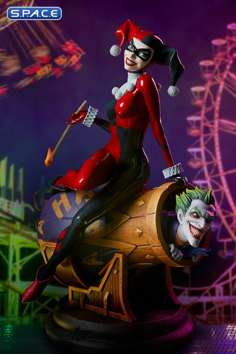 Harley Quinn and The Joker Diorama (DC Comics)