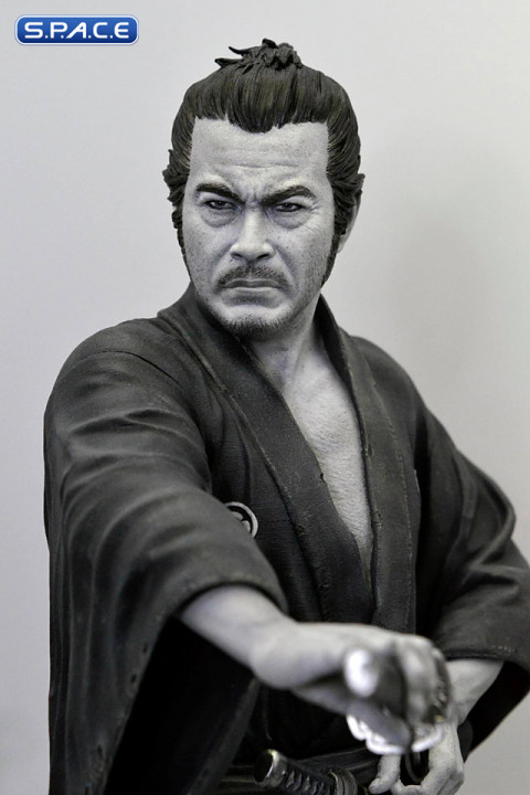 Toshiro Mifune as Sanjuro Old & Rare Statue  (Yojimbo)