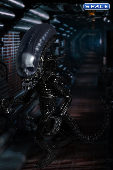 Deluxe Alien Mezco Designer Series (Alien)