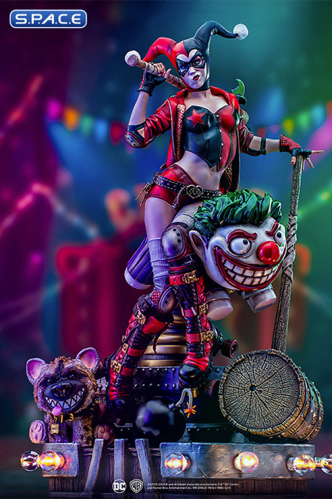 1/3 Scale Harley Quinn Prime Scale Statue (DC Comics)