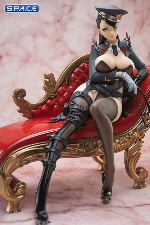 1/7 Scale Officer Vio Statue (black)