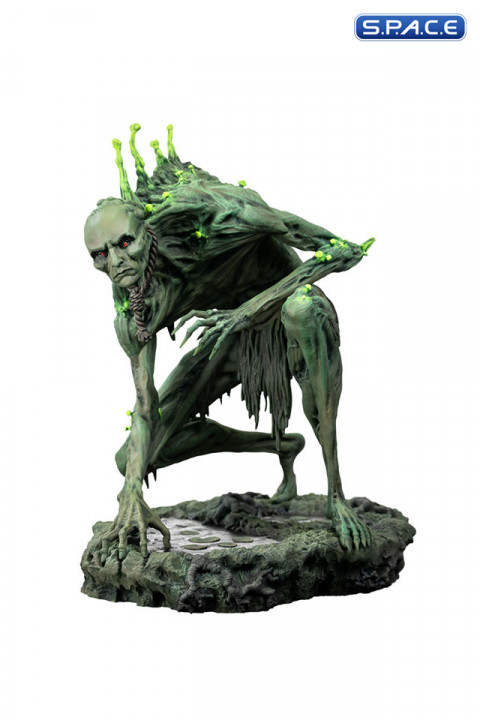 The Bog Wight Statue (The Plot)