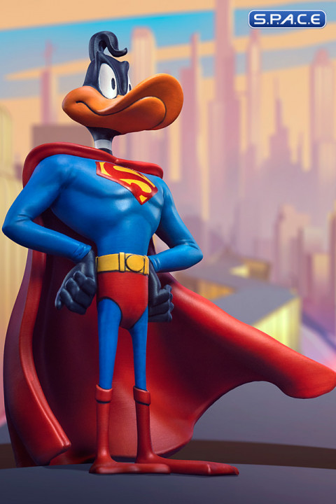 1/10 Scale Daffy Duck Superman Art Scale Statue (Space Jam - A New Legacy)