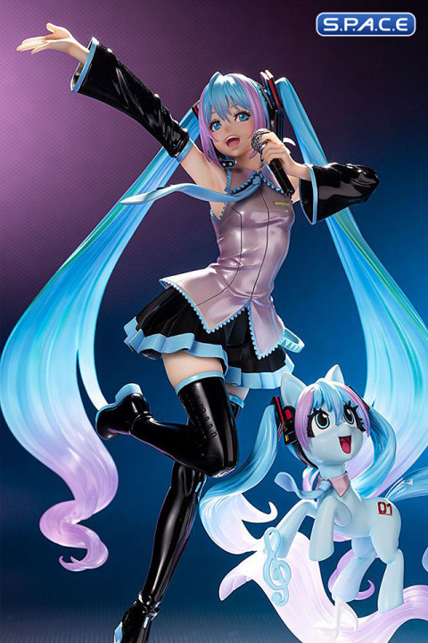 1/7 Scale Hatsune Miku Pony PVC Statue (Hatsune Miku feat. My litte Pony)