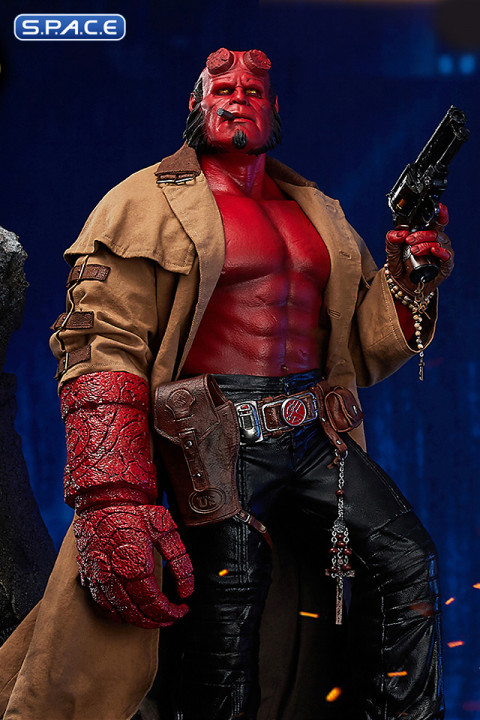 1/4 Scale Hellboy Superb Scale Statue (Hellboy II: The Golden Army)