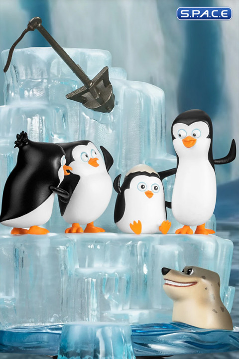 Penguins of Madagascar Diorama Stage 097 (Penguins of Madagascar)