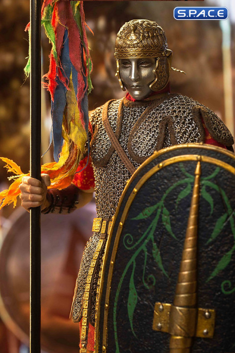 1/6 Scale Dragon Banner Bearer