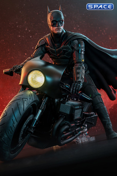 1/6 Scale Batcycle Movie Masterpiece MMS642 (The Batman)