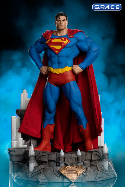 1/10 Scale Superman Unleashed Art Scale Statue (DC Comics)