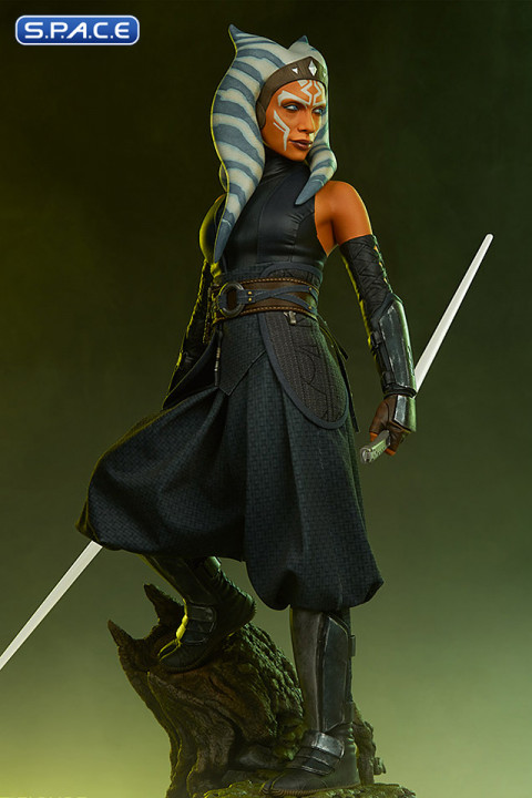 Ahsoka Tano Premium Format Figure (The Mandalorian)