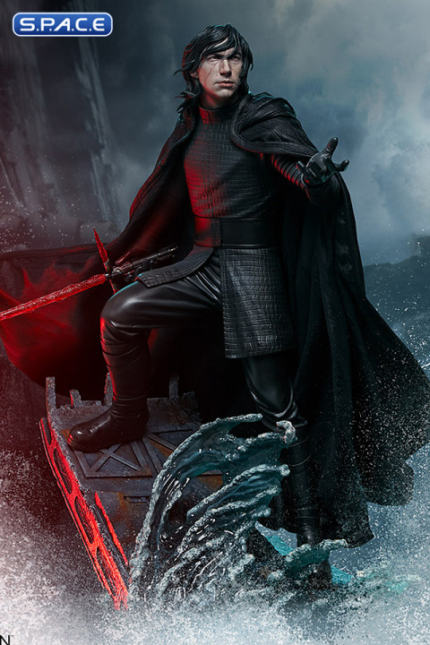 Kylo Ren Premium Format Figure (Star Wars - The Rise of Skywalker)