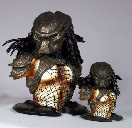 Predator 2 Micro Bust