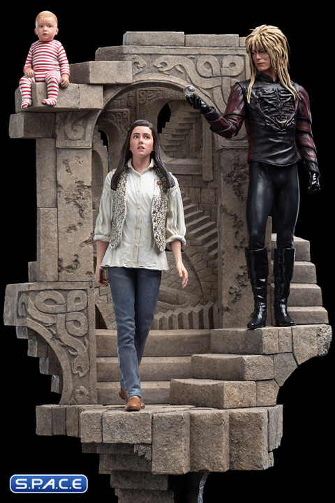 Jareth and Sarah in the Illusionary Maze Statue (Labyrinth)