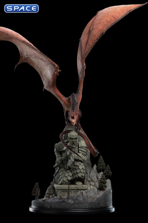 Smaug the Fire-Drake Statue (The Hobbit)