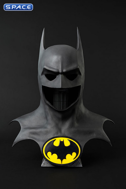 1:1 Batman Cowl Life-Size Replica (Batman)